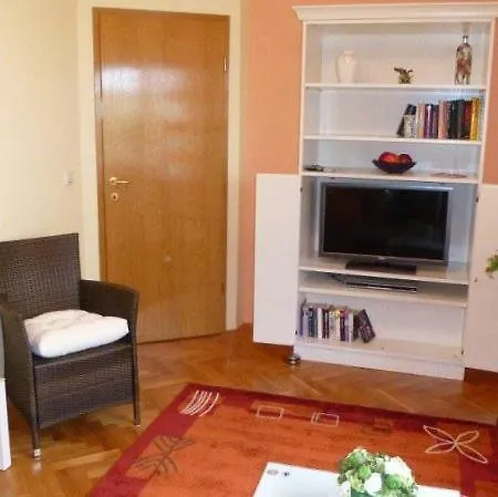 Villa Adriana Luxury Seashore Apartments