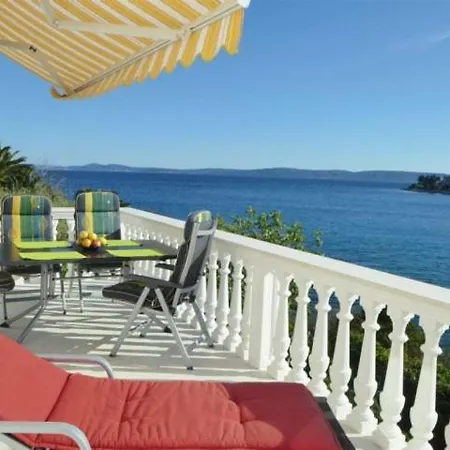 Villa Adriana Luxury Seashore Apartments *