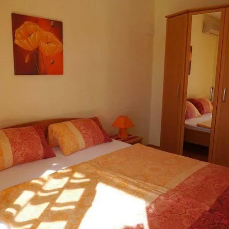 Villa Adriana Luxury Seashore Apartments * Trogir